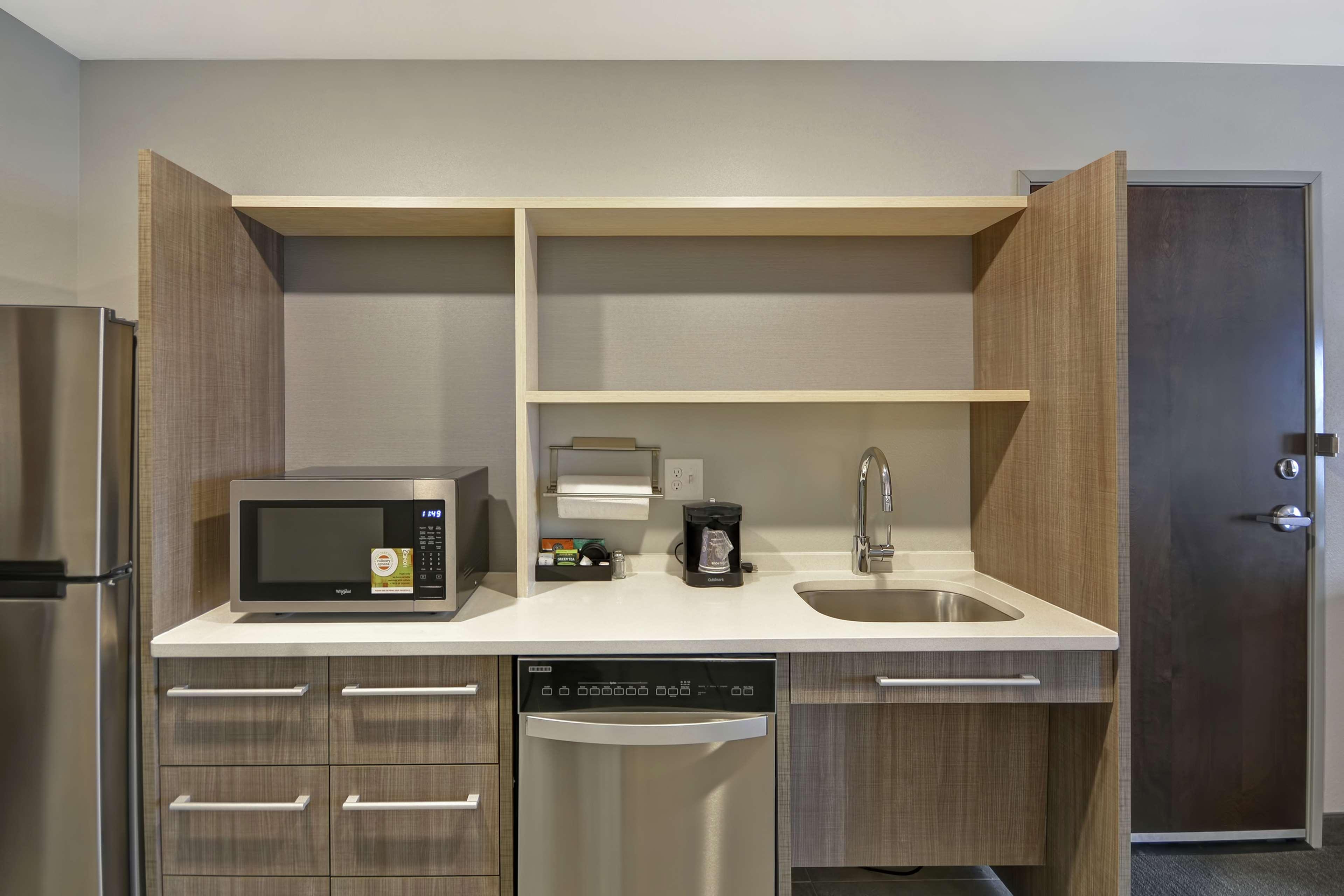 Home2 Suites By Hilton Grand Rapids North Уолкер Экстерьер фото