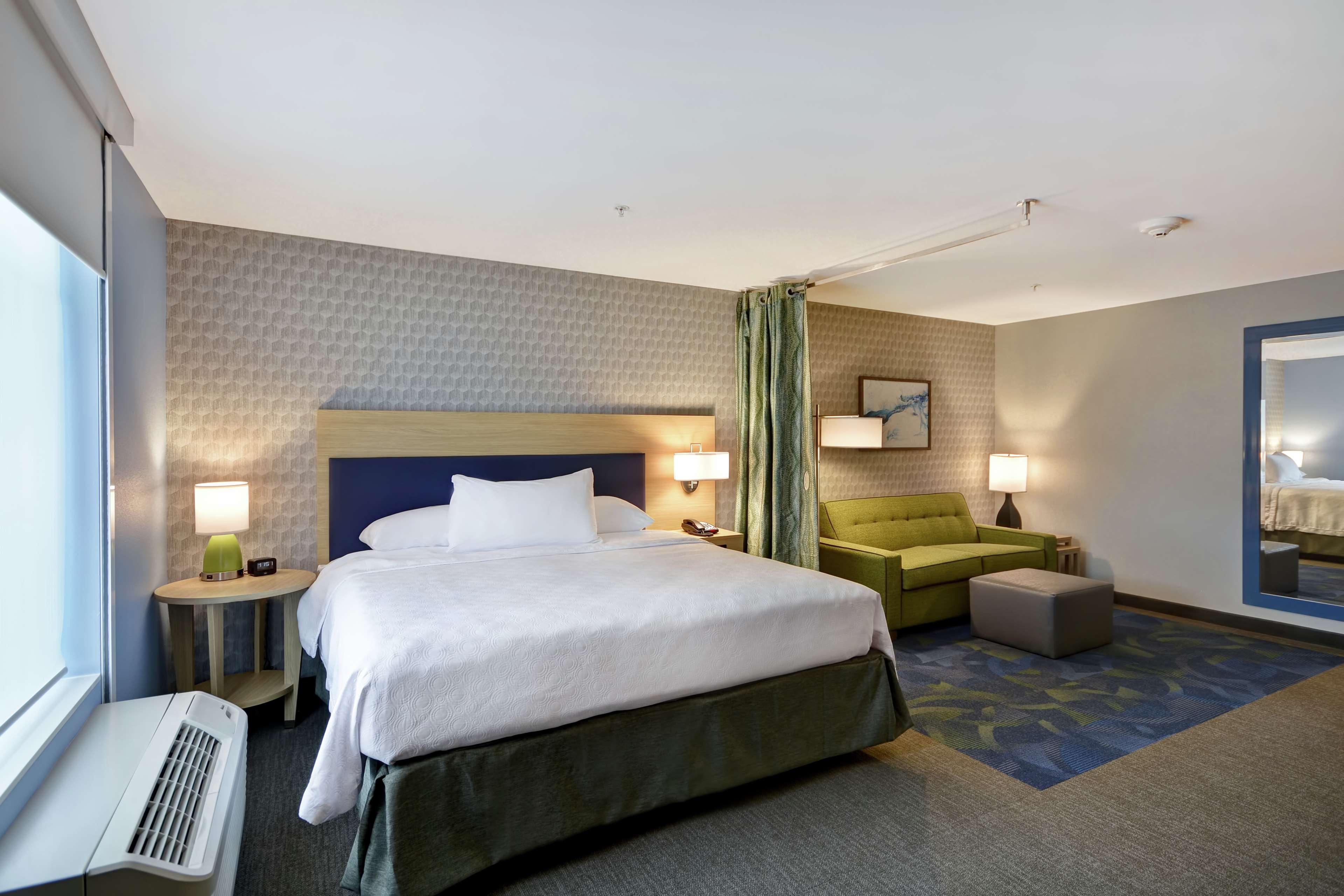 Home2 Suites By Hilton Grand Rapids North Уолкер Экстерьер фото