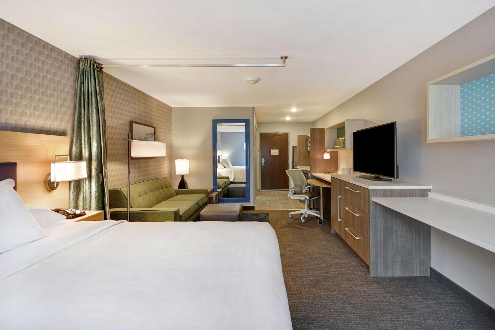 Home2 Suites By Hilton Grand Rapids North Уолкер Экстерьер фото